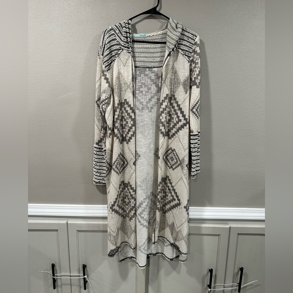 Maurices Sweaters - 🔴Geometric Patterned Long Cardigan